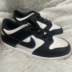 nike dunks low panda td